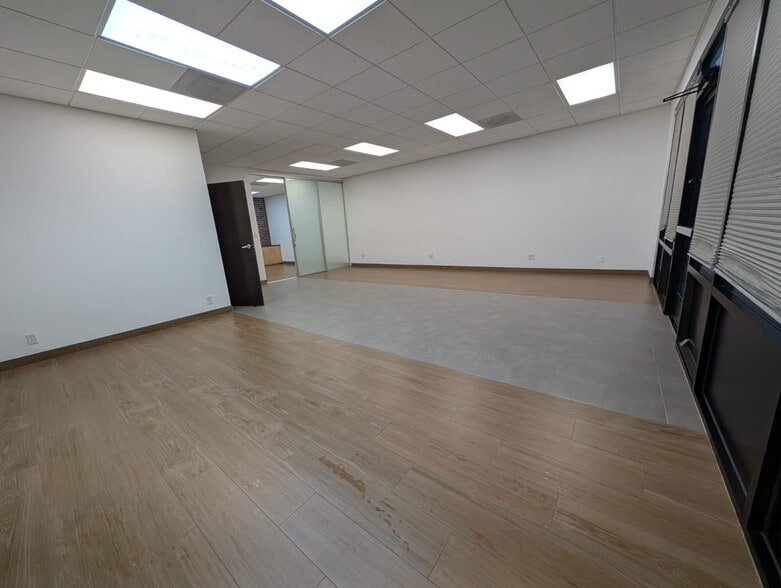 Primary Photo Of 200 Valley Dr, Brisbane Flex For Lease