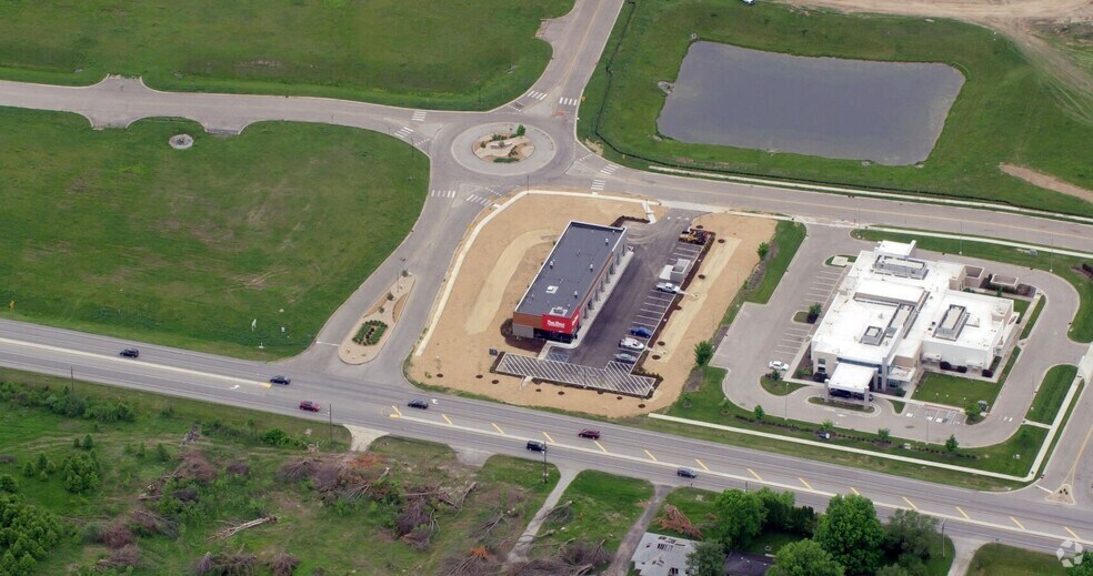 More Photos Of 6139 Promenade Shops Blvd, Noblesville Hospital For Sale