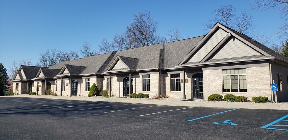 More Photos Of 2845 E Dupont Rd, Fort Wayne Office For Lease