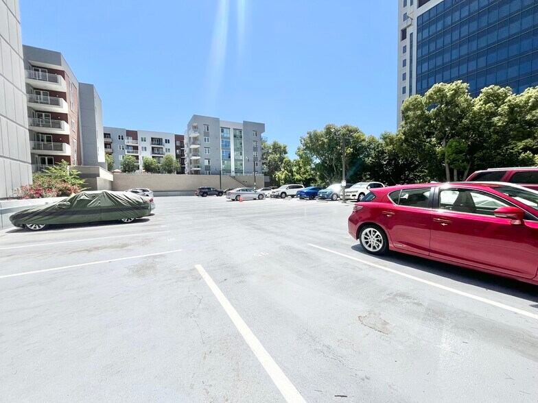 More Photos Of 500 N St, Sacramento Apartments For Sale