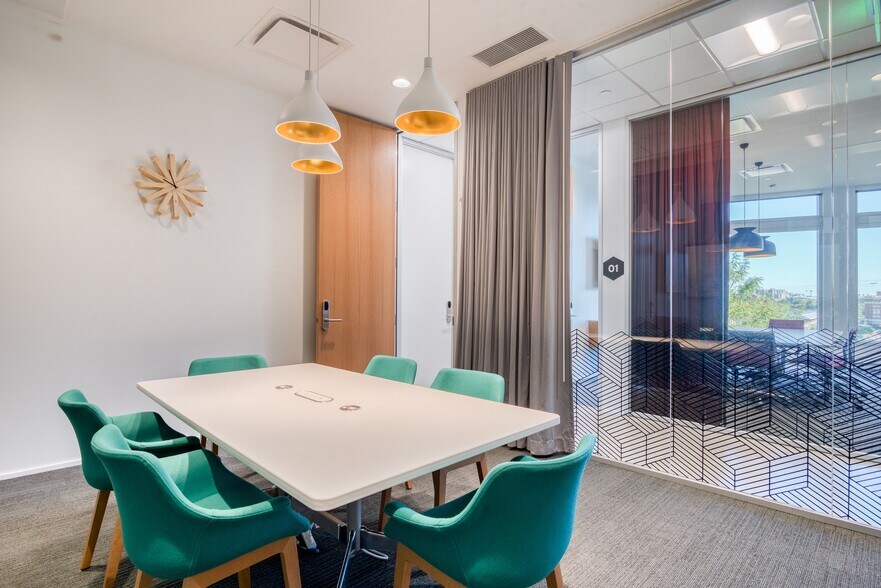 More Photos Of 2000 Duke St, Alexandria Coworking Space