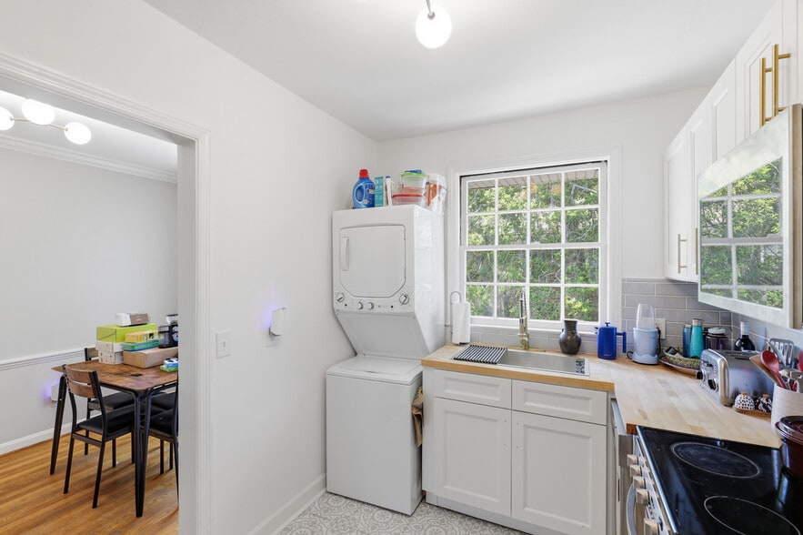 More Photos Of 3411 Bull St, Savannah Apartments For Sale