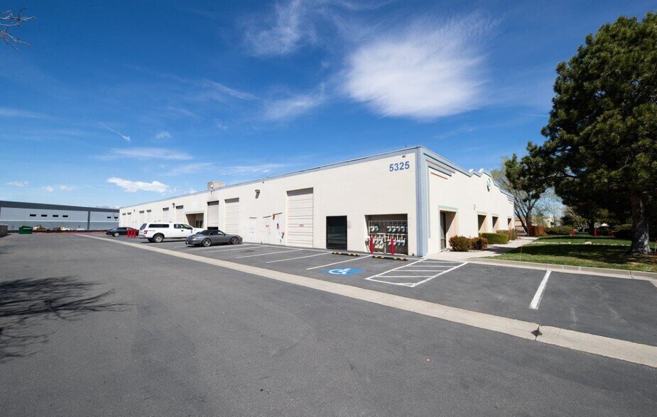 More Photos Of 5325 Louie Ln, Reno Warehouse For Lease