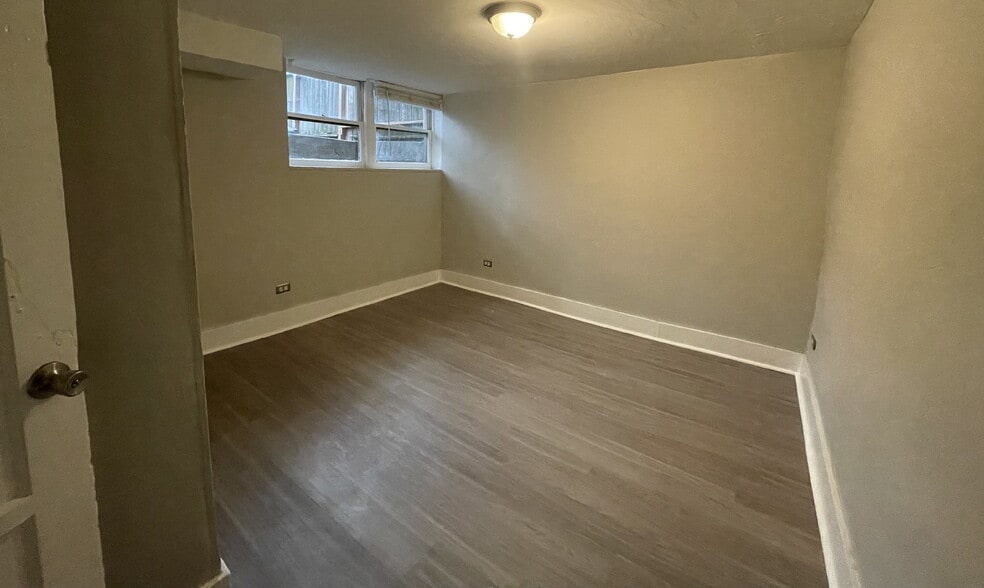 More Photos Of 146 N Logan St, Denver Specialty For Sale