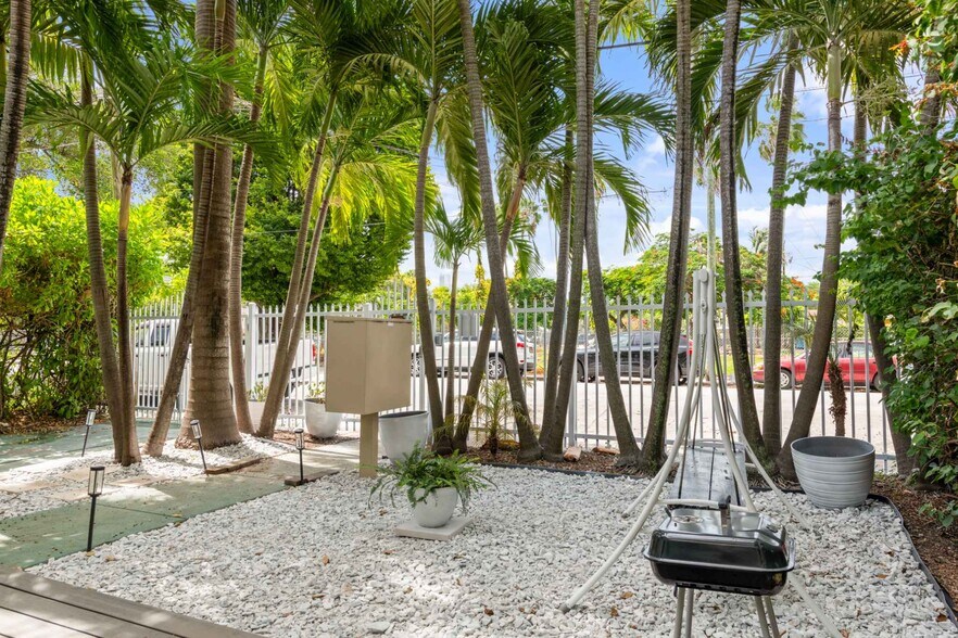 More Photos Of 769 NW 10th St, Miami Apartments For Sale