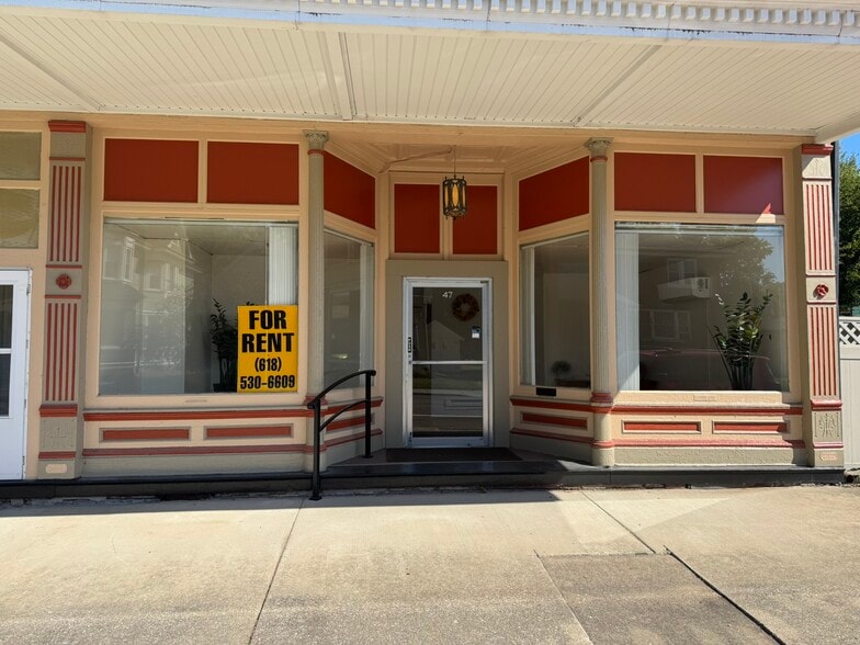Primary Photo Of 47 W Main St, Mascoutah Office For Lease