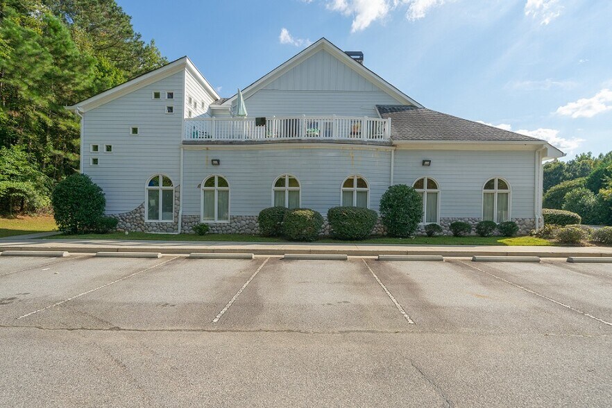 More Photos Of 1201 Georgian Park, Peachtree City Medical For Sale