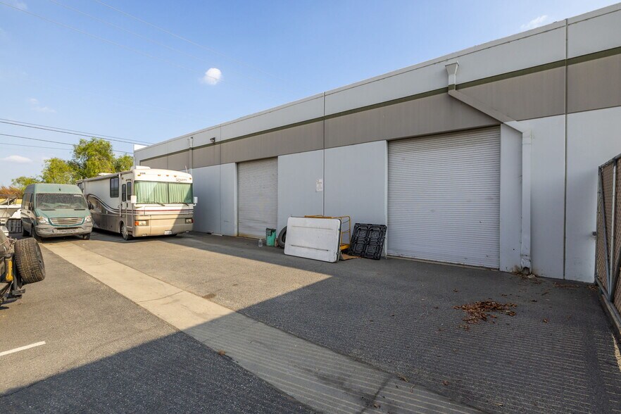 More Photos Of 859 Meridian St, Irwindale Warehouse For Sale