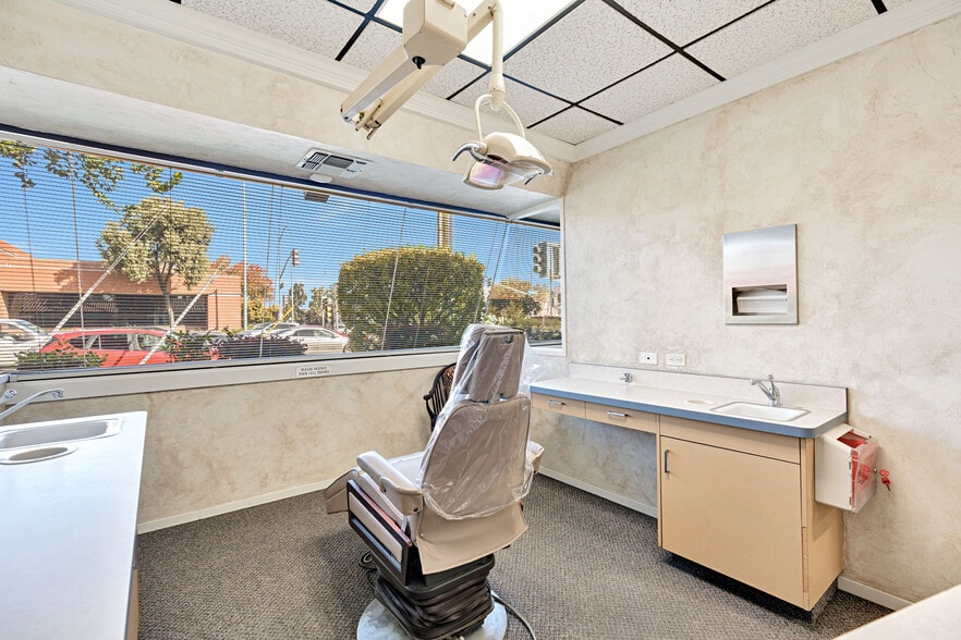 More Photos Of 5777 N Fresno St, Fresno Medical For Sale