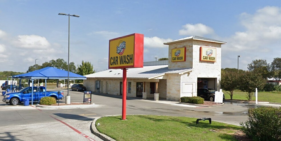 More Photos Of 10623 Culebra Rd, San Antonio Carwash For Lease