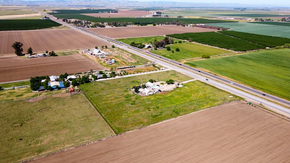 More Photos Of 23429 Highway 152, Los Banos Land For Sale