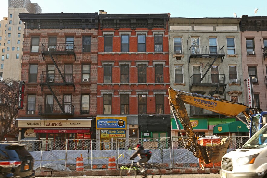 More Photos Of 763 Ninth Ave, New York Apartments For Lease