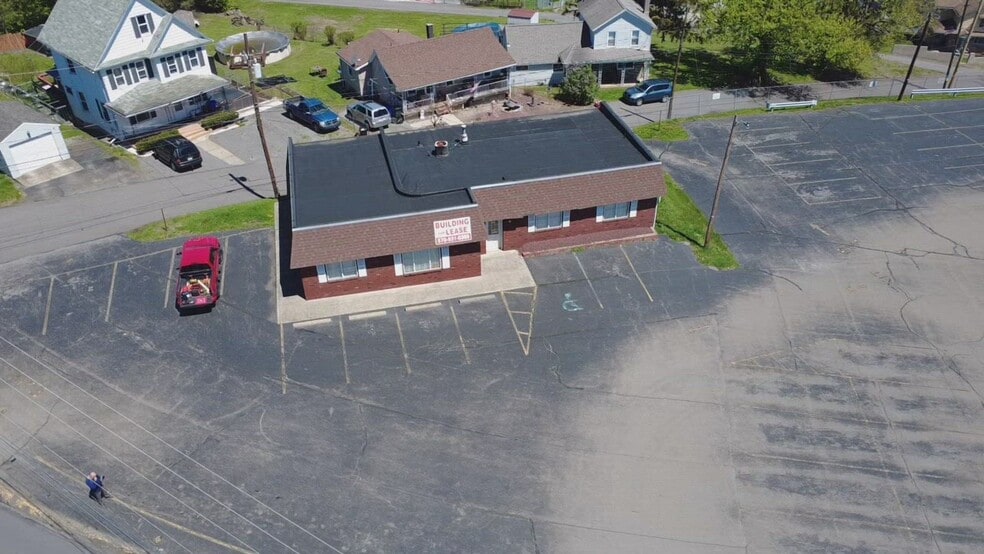 More Photos Of 922 Oak St, Scranton Office For Lease