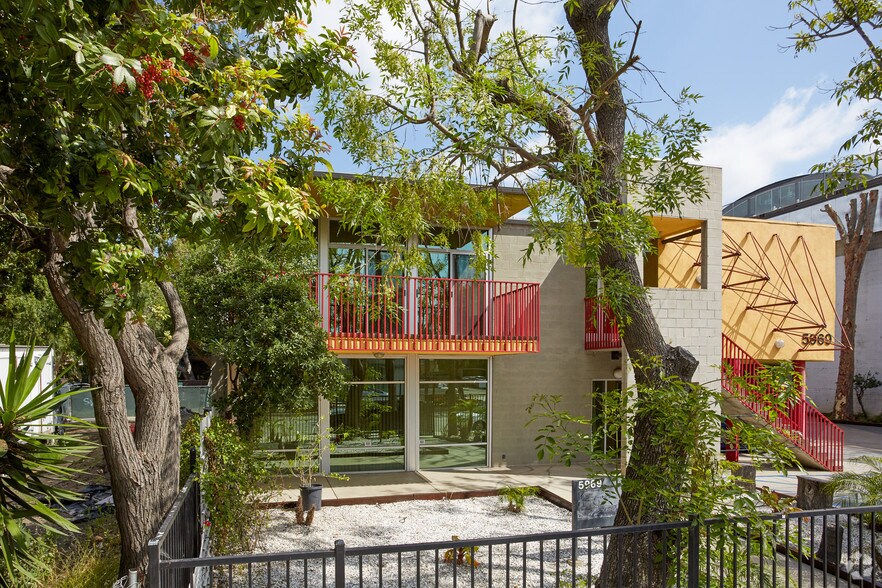 More Photos Of 5969 Washington Blvd, Culver City Loft Creative Space For Lease