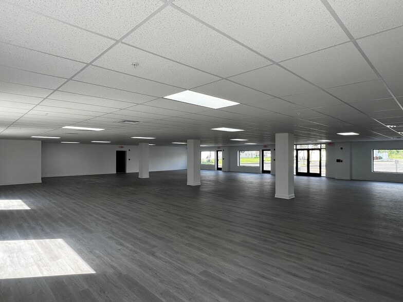 More Photos Of 1241 College Park Dr, Dover Loft Creative Space For Lease