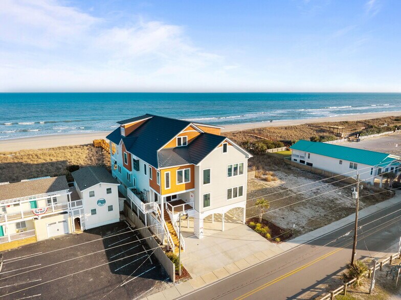 More Photos Of 312 Carolina Beach Ave N, Carolina Beach Office For Sale