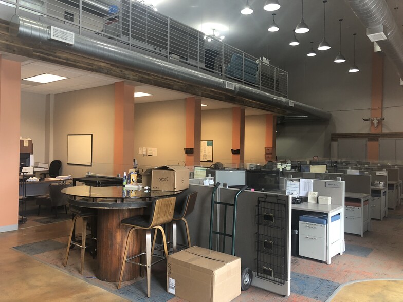 More Photos Of 1314 Ellsworth Industrial Blvd NW, Atlanta Office For Lease