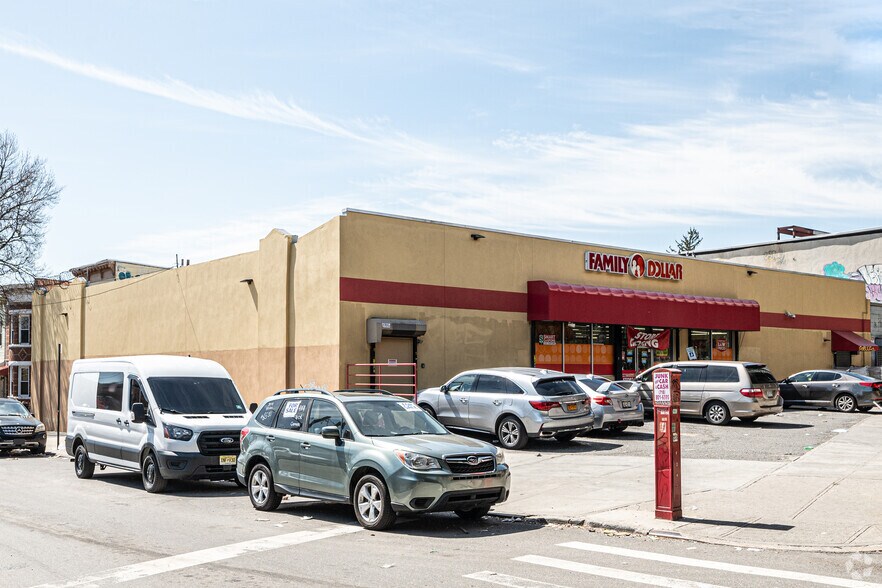 More Photos Of 888 Jamaica Ave, Brooklyn Freestanding For Lease