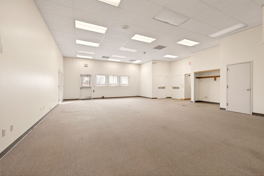 More Photos Of 6280 State Route 96, Farmington Freestanding For Lease