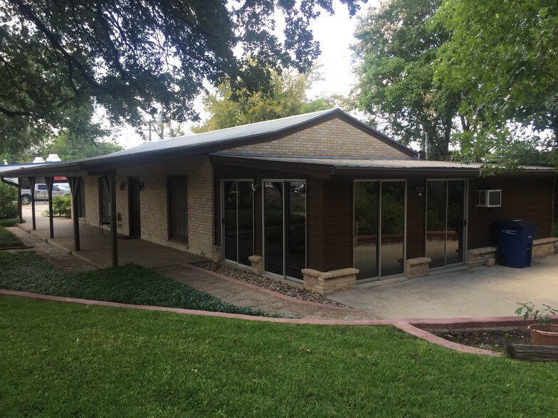 More Photos Of 2514 Buell Ave, Austin Office For Lease