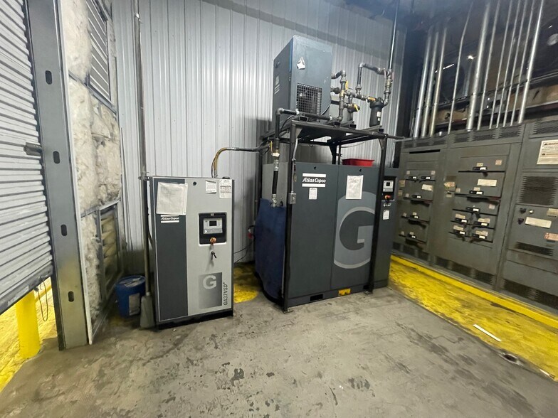 More Photos Of 1867 Cass Hartman Ct, Traverse City Manufacturing For Sale