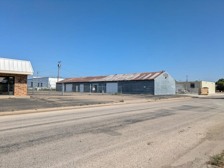 More Photos Of 3008 S Pierce St, Amarillo Office For Sale