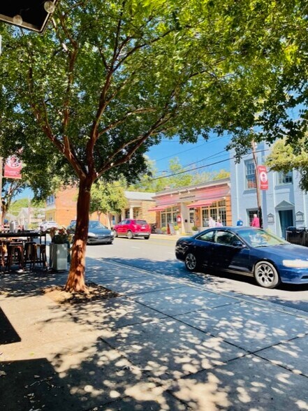 More Photos Of 107 N Churton St, Hillsborough Storefront For Lease