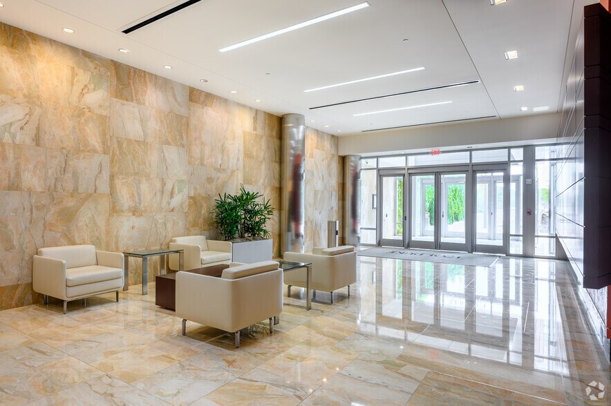 More Photos Of 1701 Duke St, Alexandria Office For Lease