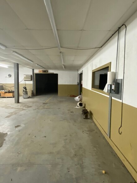 More Photos Of 26 Crescent St, Ware Industrial For Sale