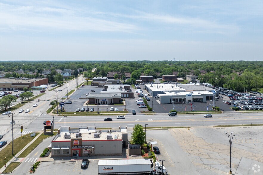 More Photos Of 18320-18336 S Kedzie Ave, Homewood Freestanding For Sale