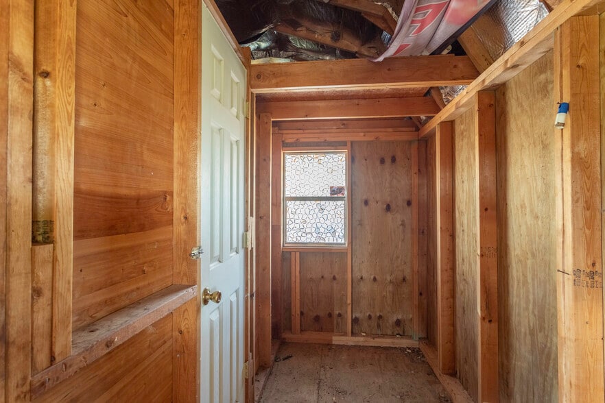 More Photos Of 2356 Alabama River Pky, Millbrook Flex For Sale