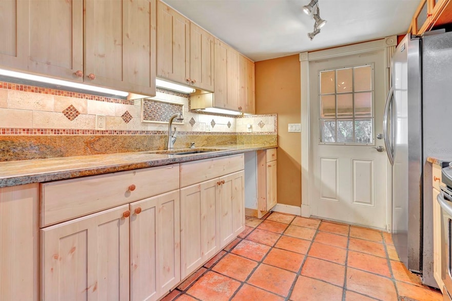 More Photos Of 29199 Livingston Dr, Punta Gorda Multifamily For Sale