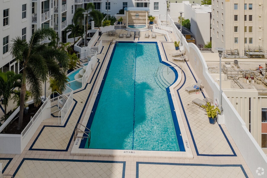 More Photos Of 255 Evernia St, West Palm Beach Apartments For Sale