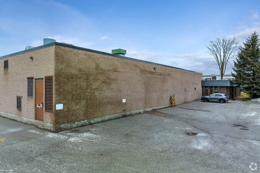 More Photos Of 70 Maybrook Dr, Toronto Warehouse For Sale
