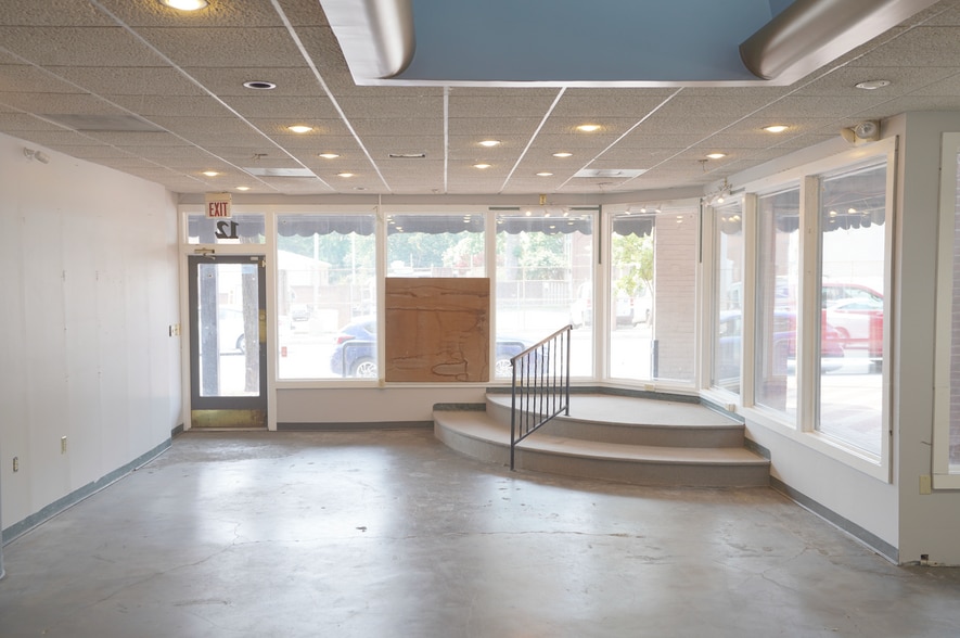 More Photos Of 12 N East St, Frederick Storefront For Lease