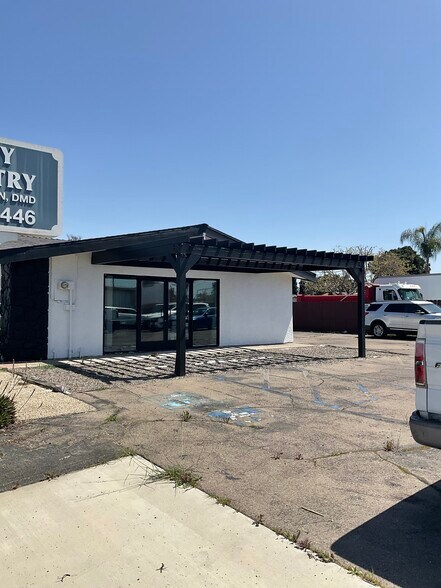 Primary Photo Of 9325 Jamacha Blvd, Spring Valley Medical For Sale