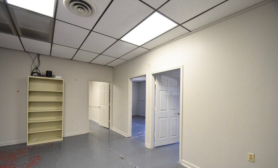More Photos Of 810 E Sunflower Rd, Cleveland Medical For Lease