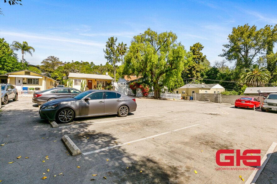 More Photos Of 4121 Marmion Way, Los Angeles Apartments For Sale