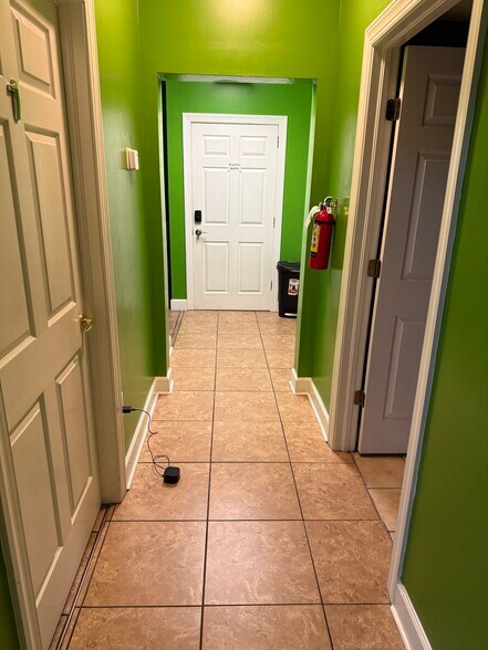 More Photos Of 10175 Fortune Pky, Jacksonville Office For Lease