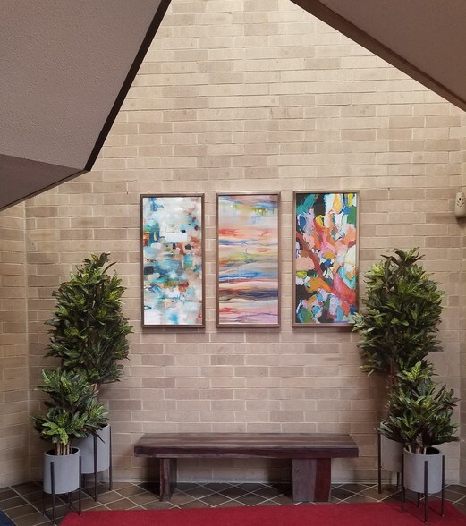 More Photos Of 4068 Mt Royal Blvd, Allison Park Medical For Lease