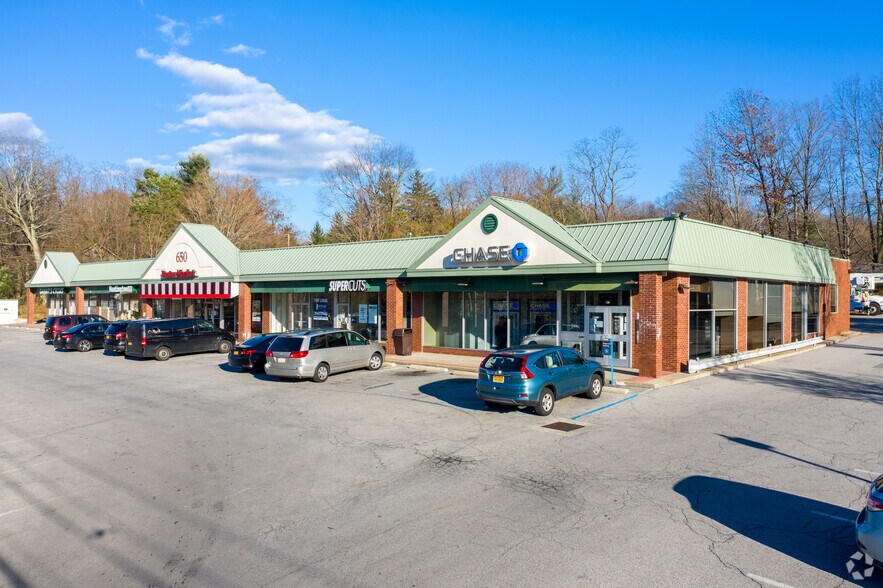 More Photos Of 650 Central Park Ave, Scarsdale Unknown For Lease