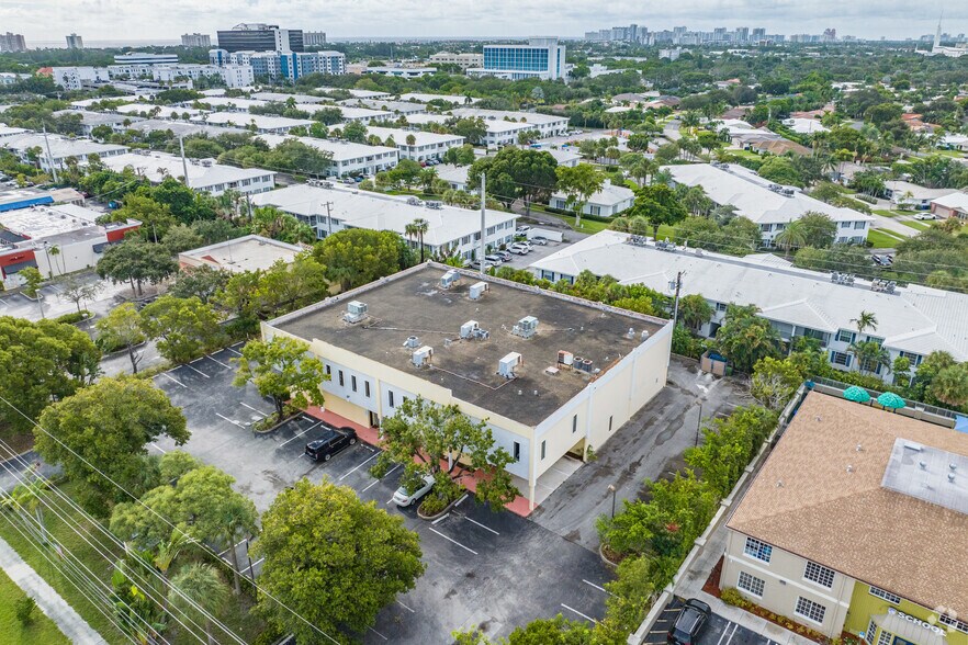 More Photos Of 572 E McNab Rd, Pompano Beach Medical For Lease
