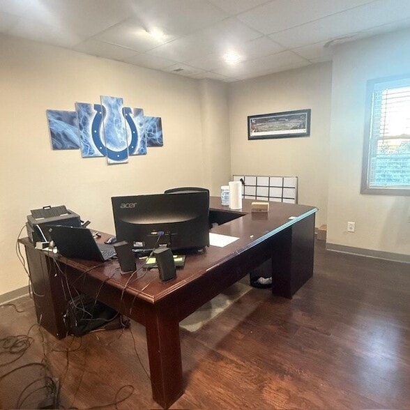 More Photos Of 5201 W 46th St, Indianapolis Light Distribution For Sale