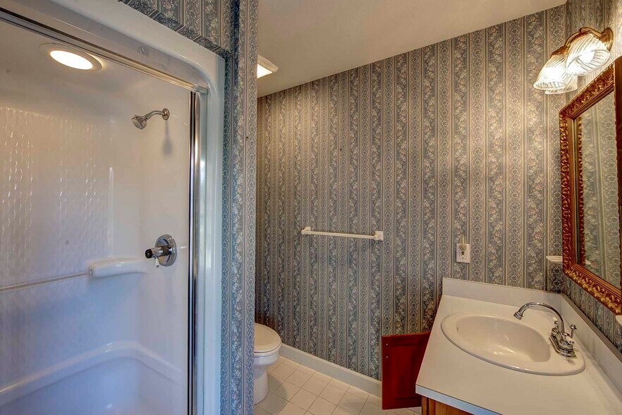 More Photos Of 113 Robert Bruce dr, Manteo Flex For Sale