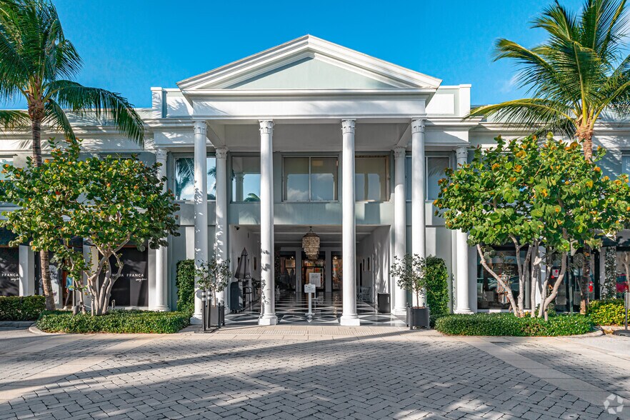 More Photos Of 70 Royal Poinciana Plz, Palm Beach Unknown For Lease