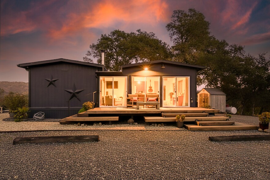 More Photos Of 22855 Chianti Rd, Cloverdale Apartments For Sale