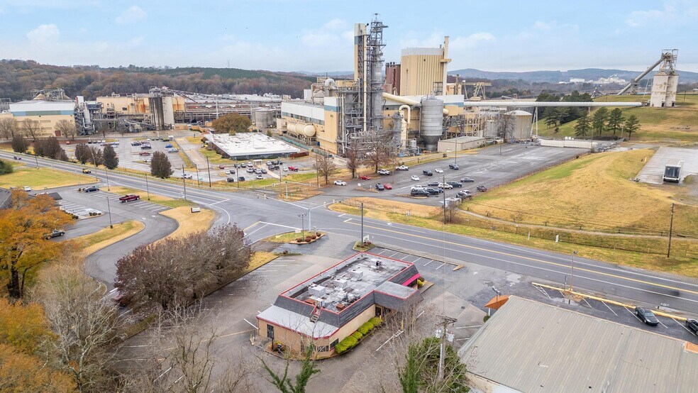 More Photos Of 5119 S 11 Hwy, Calhoun Fast Food For Sale