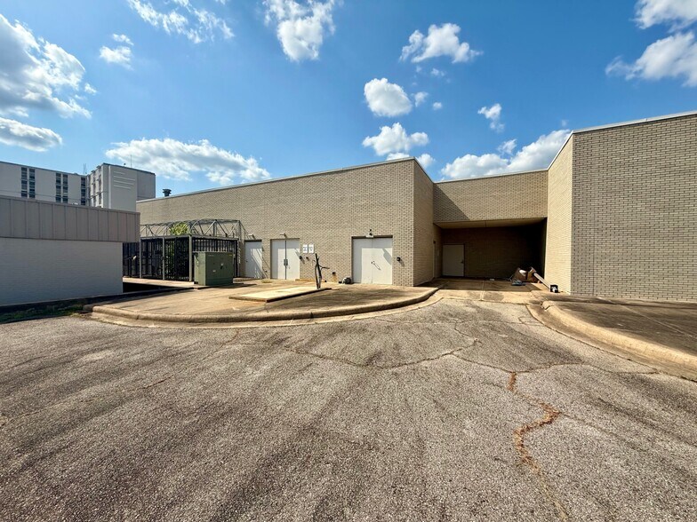 More Photos Of , Paris Office For Sale