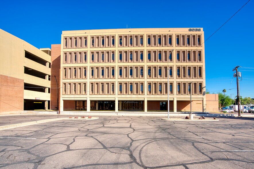 More Photos Of 6036 N 19th Ave, Phoenix Medical For Lease