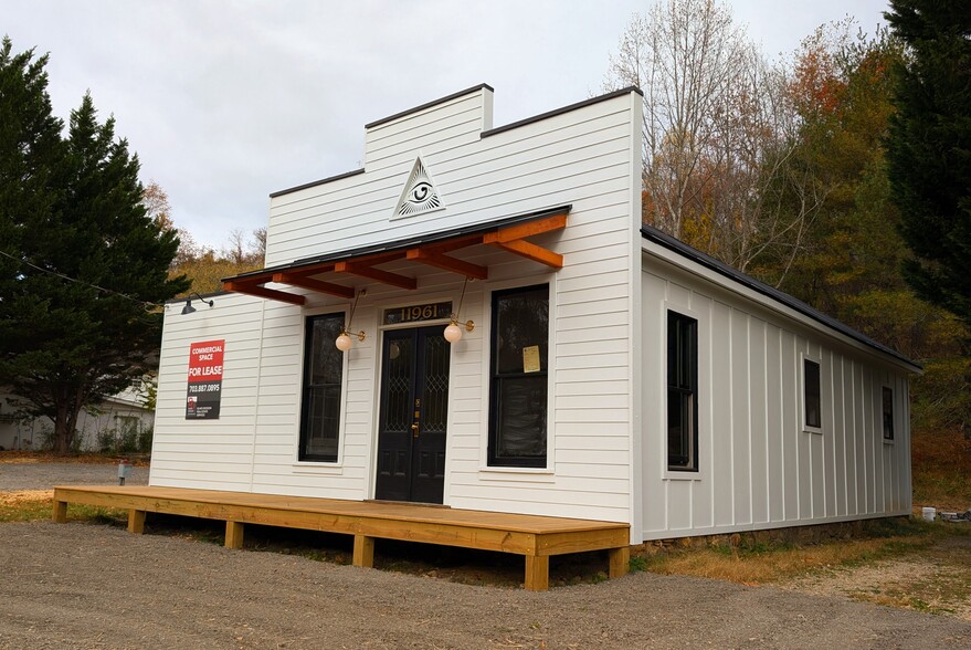 Primary Photo Of 11961 Lee Hwy, Sperryville Storefront Retail Office For Lease